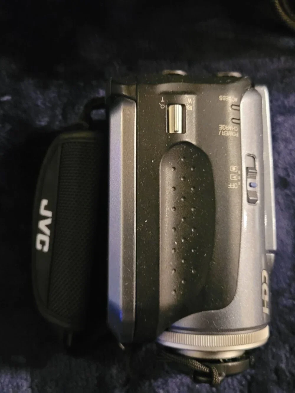 JVC Everio GZ-MG35U Hard Disk Camcorder Complete Kit — Made in Malaysia, Charger